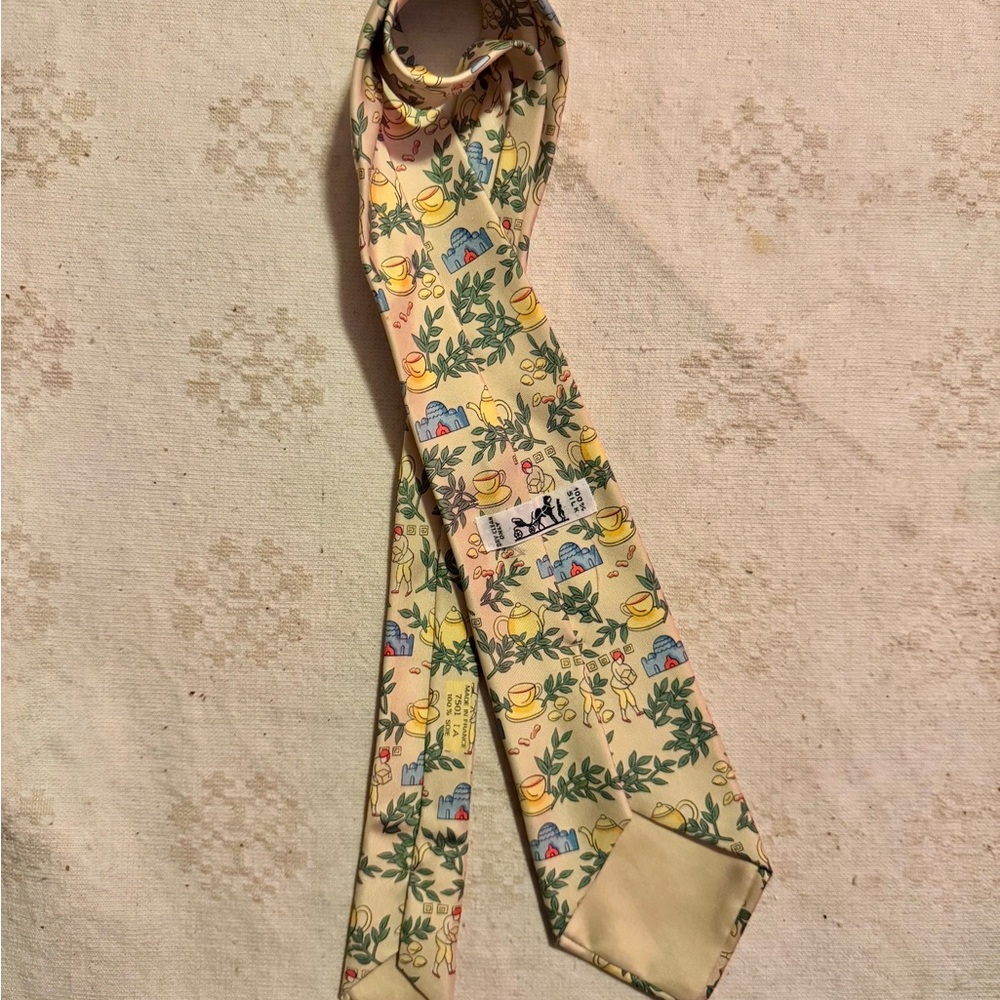 Vintage 90s Hermes Paris Silk Mens Necktie Tie Blue Teapot Teacup Tea Leaves